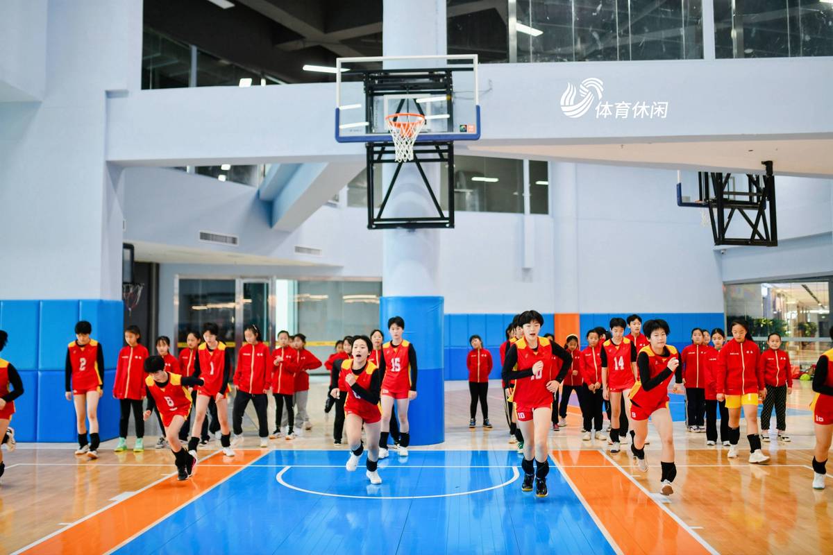篮球队训练计划一周表_0